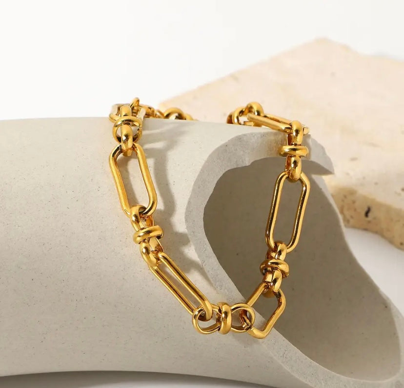 Knot Chain Bracelet