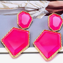 Load image into Gallery viewer, Luxe Geometric Earrings
