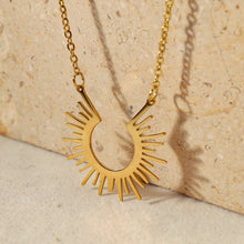 Load image into Gallery viewer, Half Circle Spike Necklace
