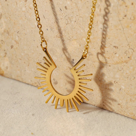 Half Circle Spike Necklace
