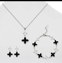Load image into Gallery viewer, Four-Leaf Clover Jewelry Sets

