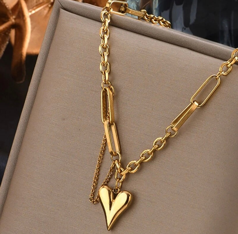 Majestic Heart Necklace