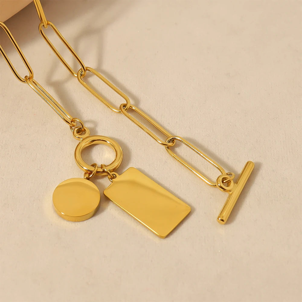 Golden Link Toggle Necklace